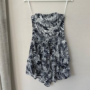Selfie Leslie- dress is Saint Secrets Size US Med Romper (Navy/White)